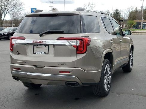 Used 2023 GMC Acadia Denali w/ Trailering Package AWD/4WD image 3