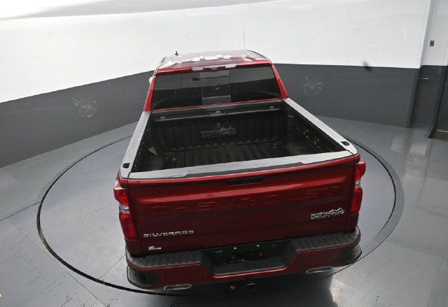 Used 2023 Chevrolet Silverado 1500 High Country w/ High Country Premium Package AWD/4WD image 15