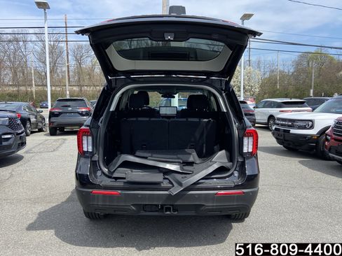Used 2025 Ford Explorer Active AWD/4WD image 31