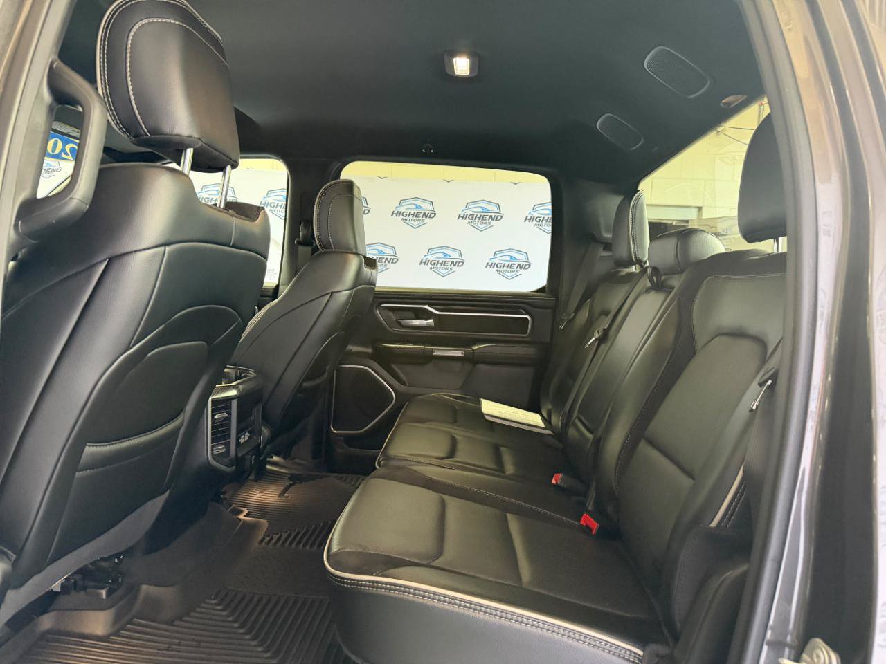 Used 2024 RAM 1500 Laramie AWD/4WD image 19