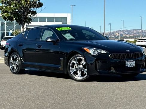 Used 2020 Kia Stinger GT-Line RWD image 2