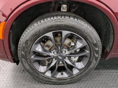 Used 2024 Dodge Durango GT image 7
