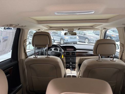 Used 2010 Mercedes-Benz GLK 350 4MATIC w/ Premium Pkg image 14