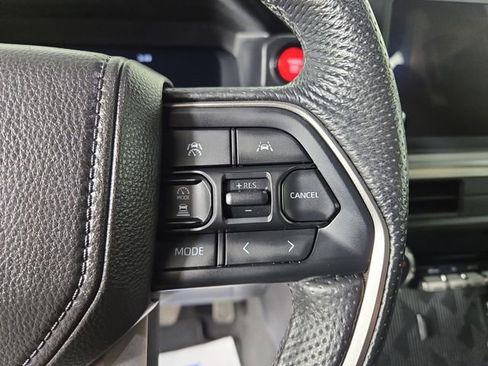 Used 2024 Toyota Tacoma TRD Off-Road image 24