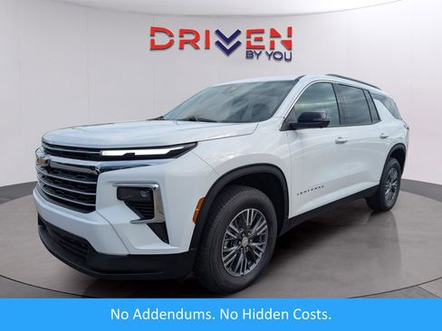 New 2026 Chevrolet Traverse LT w/ Driver Confidence Package image 1