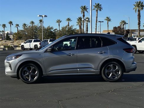 Used 2024 Ford Escape ST-Line image 6