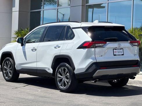Used 2025 Toyota RAV4 Limited AWD/4WD image 8