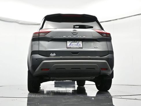 Used 2023 Nissan Rogue SV image 38