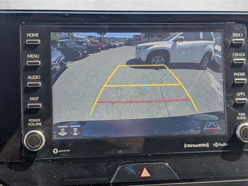 Used 2021 Toyota Venza LE w/ Carpet Mat Package (TMS) AWD/4WD image 13