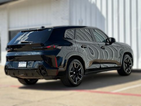 Used 2024 BMW XM image 8