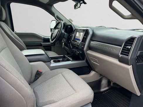 Used 2022 Ford F250 XLT w/ XLT Value Package AWD/4WD image 17