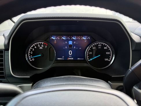Used 2021 Ford F150 XLT w/ Equipment Group 301A Mid RWD image 9