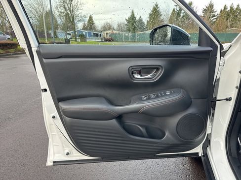 Certified 2025 Honda HR-V Sport image 17