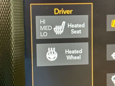 Used 2023 Jeep Wrangler Unlimited Sahara w/ Cold Weather Group AWD/4WD image 19