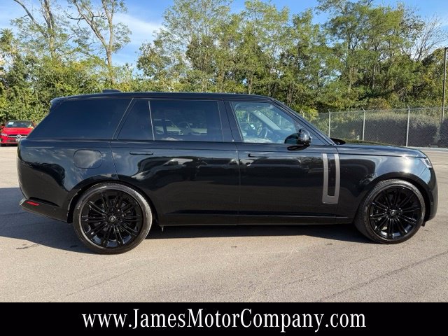 Used 2025 Land Rover Range Rover Long Wheelbase SE AWD/4WD image 5