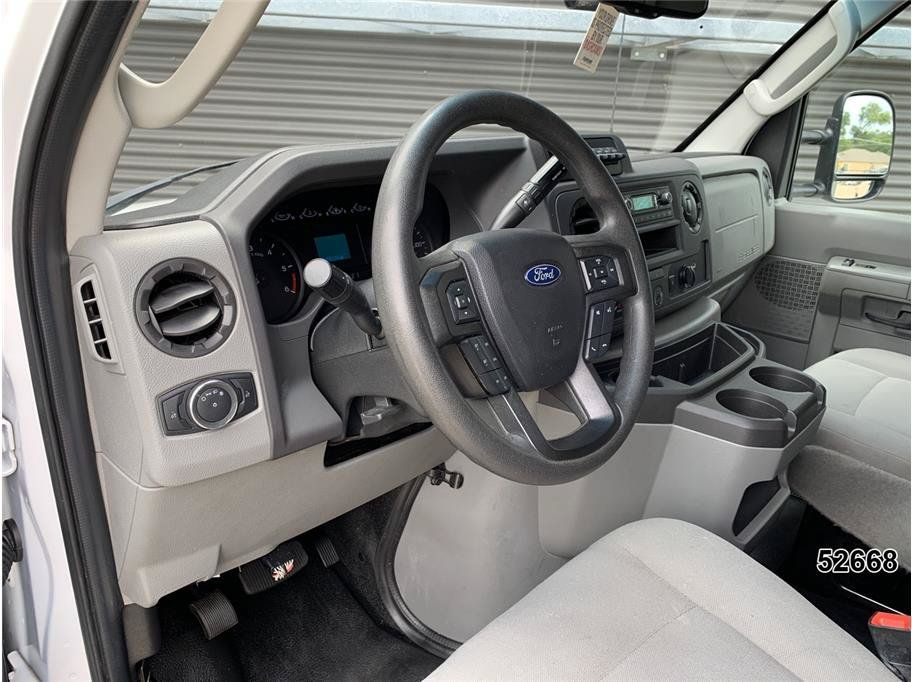 Used 2023 Ford E-450 and Econoline 450 Super Duty w/ Power Windows & Locks Group RWD image 27