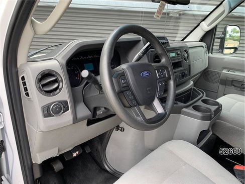 Used 2023 Ford E-450 and Econoline 450 Super Duty w/ Power Windows & Locks Group RWD image 27