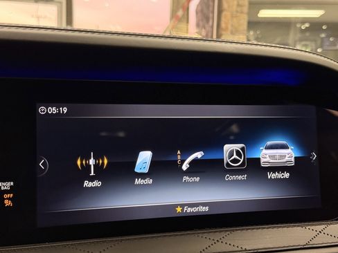 Used 2018 Mercedes-Benz Maybach S 560 4MATIC image 80