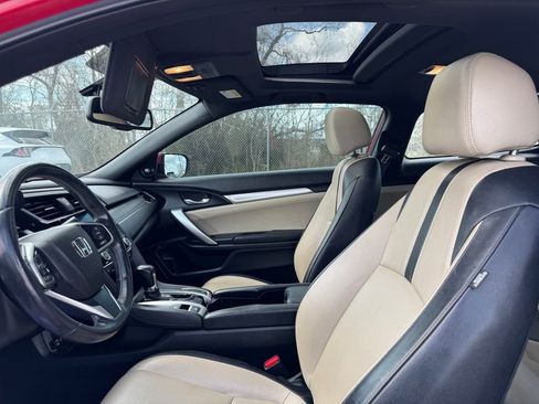 Used 2018 Honda Civic EX-L image 12