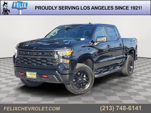 New 2026 Chevrolet Silverado 1500 Custom Trail Boss w/ LPO, Dark Essentials Package AWD/4WD image 1