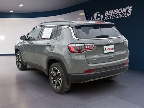 Used 2024 Jeep Compass Limited image 3