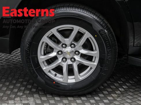 Used 2021 Chevrolet Tahoe LT image 34