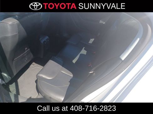 Used 2010 Volkswagen Passat Komfort FWD image 6