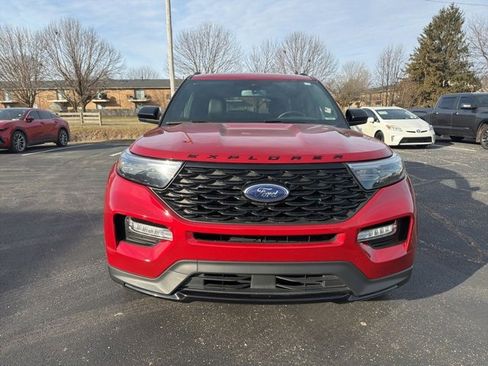 Certified 2023 Ford Explorer ST-Line w/ Class IV Trailer Tow Package image 3