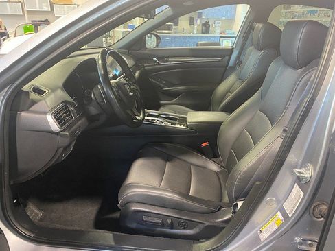 Used 2022 Honda Accord Sport image 12