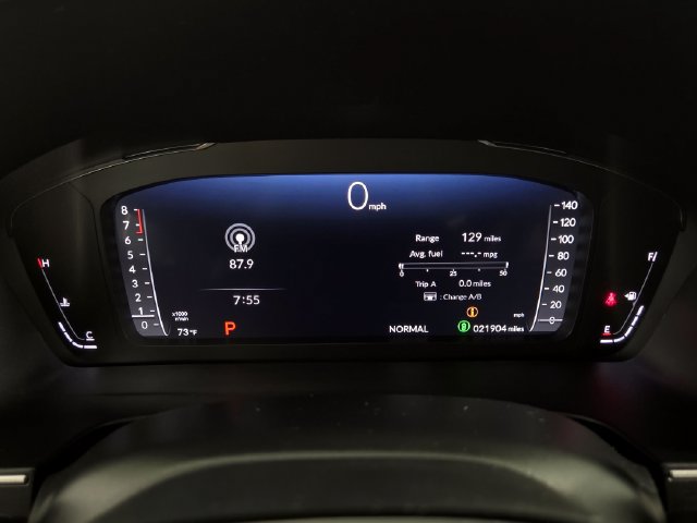 Used 2025 Honda Pilot Elite image 22