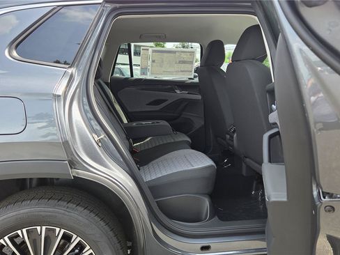 New 2026 Volkswagen Tiguan S FWD image 30