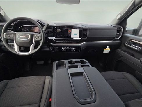 New 2026 GMC Sierra 2500 SLE w/ Preferred Package image 32