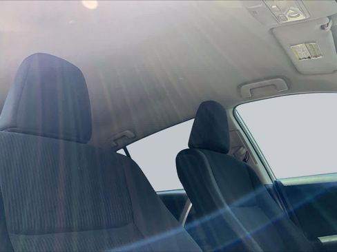 Used 2015 Toyota RAV4 LE FWD image 14