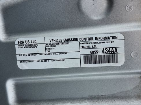 Used 2022 Jeep Grand Cherokee L Laredo w/ Luxury Tech Group I image 22