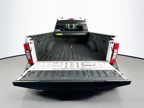 Used 2020 Ford F250 Lariat w/ Lariat Ultimate Package AWD/4WD image 29