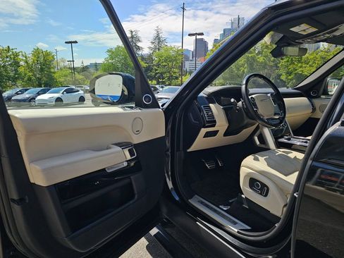 Used 2017 Land Rover Range Rover Long Wheelbase Supercharged AWD/4WD image 23