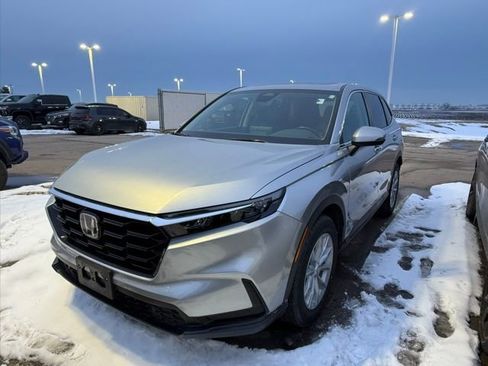 Used 2023 Honda CR-V EX-L image 3