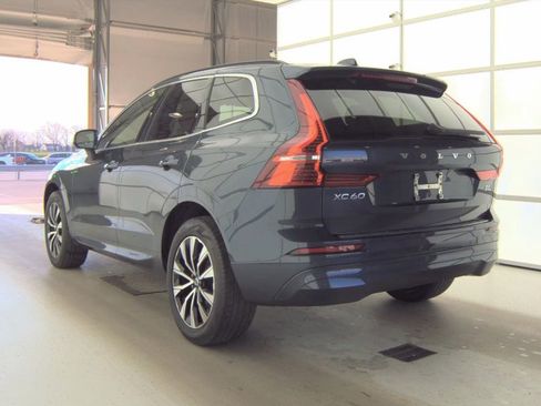 Certified 2023 Volvo XC60 B5 Core w/ Climate Package AWD/4WD image 3