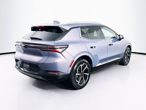 Used 2024 Chevrolet Equinox EV LT image 9