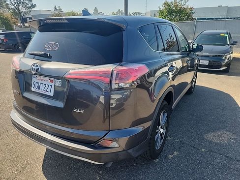 Used 2017 Toyota RAV4 XLE w/ Carpet Mat Package FWD image 13