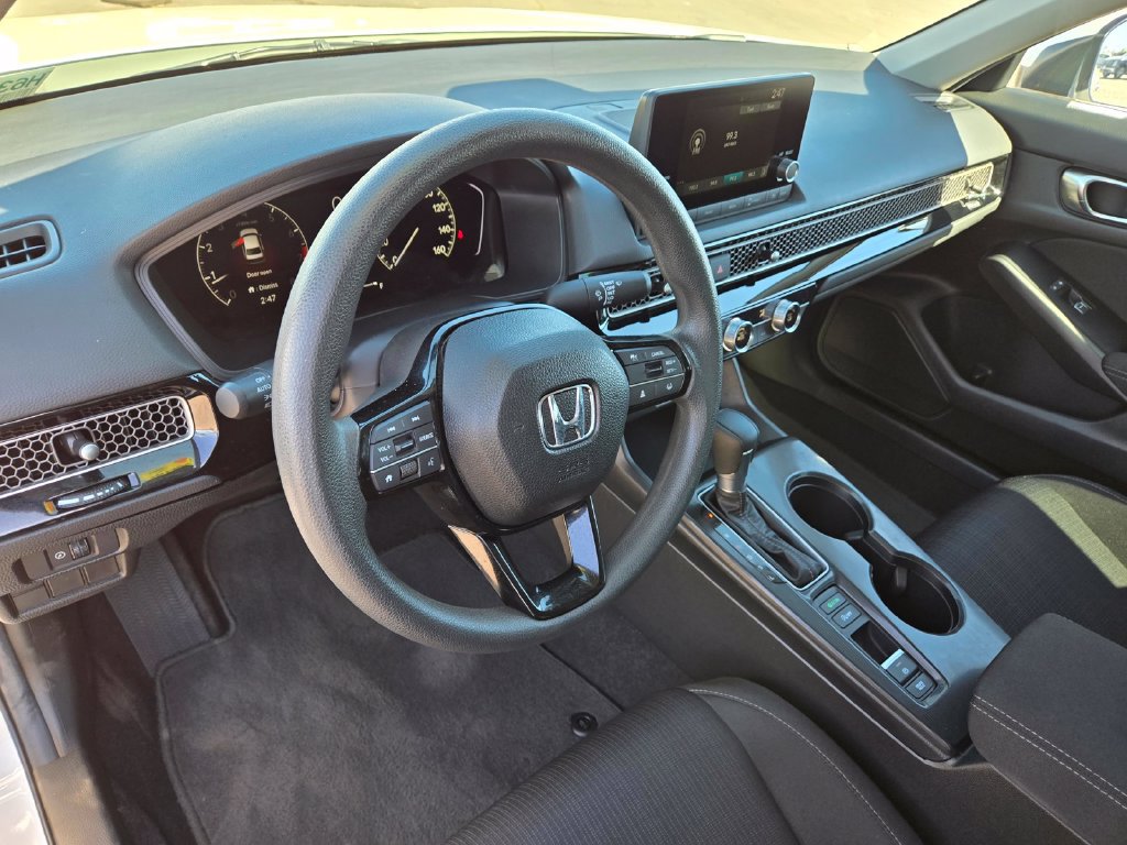 Used 2025 Honda Civic LX image 9