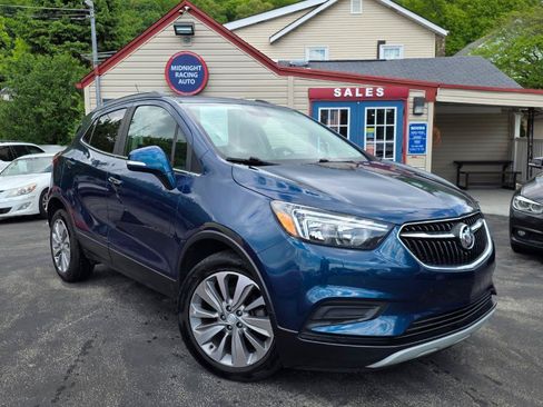 Used 2019 Buick Encore Preferred FWD image 2