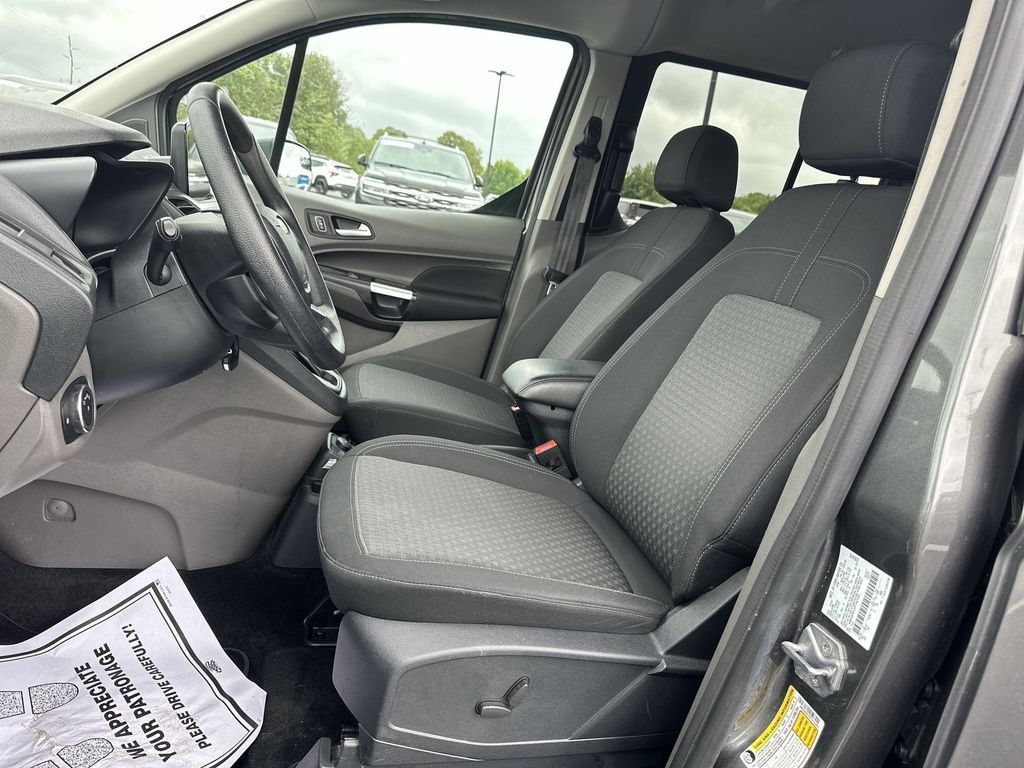 Used 2023 Ford Transit Connect XLT FWD image 17