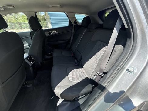 Used 2023 Kia Sportage LX image 24