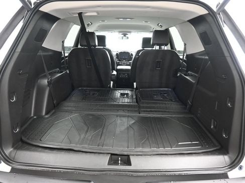 Used 2019 Chevrolet Traverse LT AWD/4WD image 54