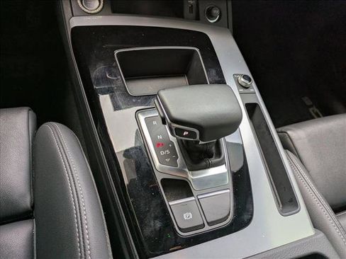 Used 2024 Audi Q5 2.0T Premium w/ Summer of Audi Package image 13