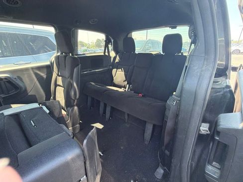 Used 2014 Dodge Grand Caravan SE w/ Quick Order Package 29E SE FWD image 10