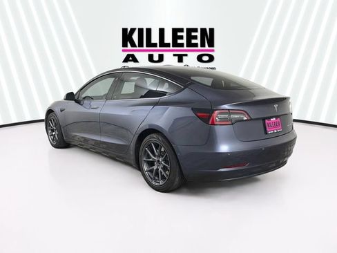 Used 2022 Tesla Model 3 Long Range AWD/4WD image 5