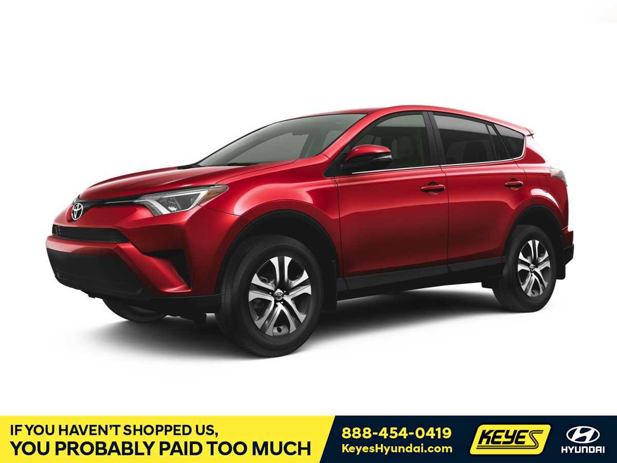 Used 2018 Toyota RAV4 LE w/ All Weather Liner Package FWD image 1