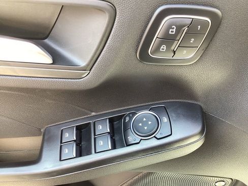 New 2025 Ford Escape Active w/ Active Premium Tech Pack image 24